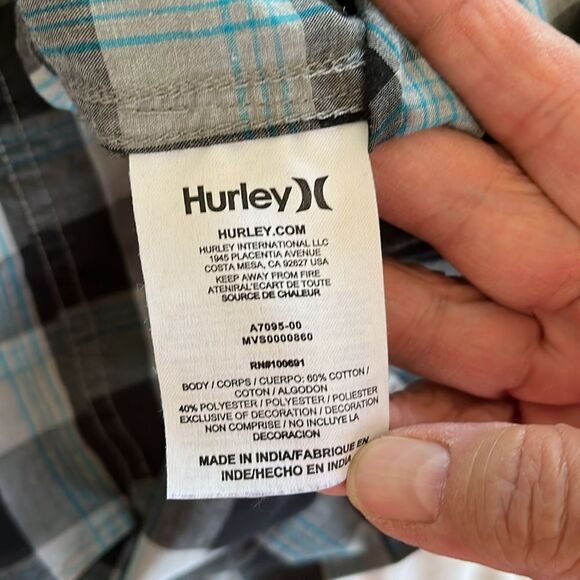 Hurley Short Sleeve Button Down Shirt Size Medium GUC Black/gray - Picture 4 of 6